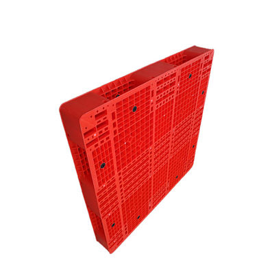 PE Hijyenik 1200x1200 Kırmızı İstiflenebilir Plastik Palet 6000Kg Depo İçin