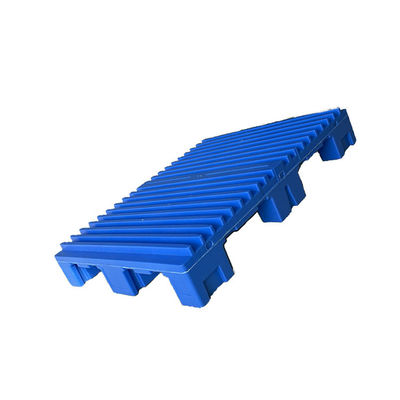 Raflı 1060x750 Enjeksiyon Kalıplı Plastik Paletler HDPE 4000Kg Lojistik
